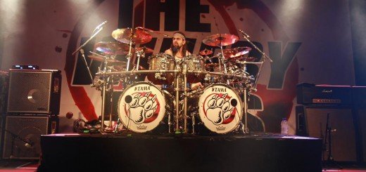 THE WINERY DOGS