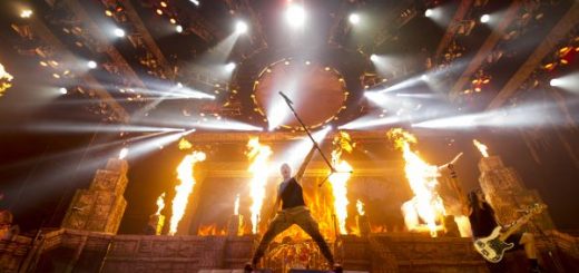 IRON MAIDEN LIVE
