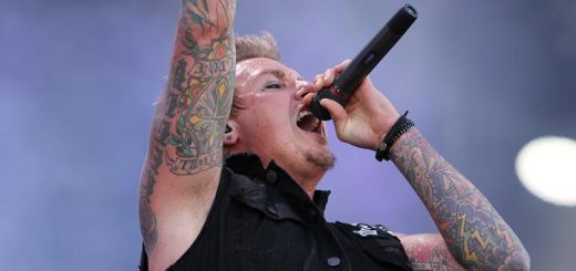 Jacoby Shaddix Papa Roach