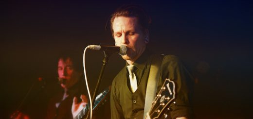 Pyogenesis live in Düsseldorf