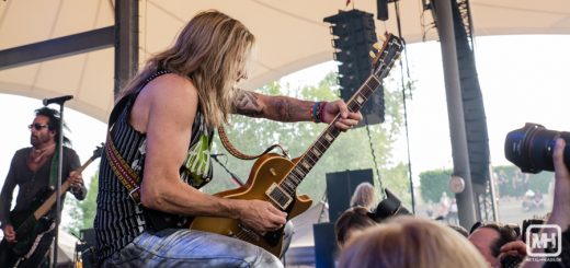 The Dead Daisies Rock Hard Festival 2017/Revolution Saints