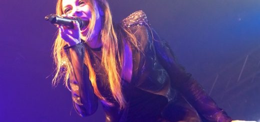 Beyond The Black Köln LMH