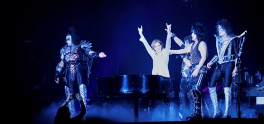 KISS feat. YOSHIKI