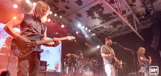 Flying Colors 12.12.19 Essigfabrik Köln