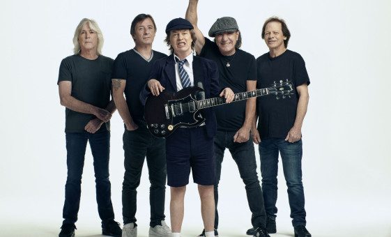 AC/DC Power Up - Shot in the Dark