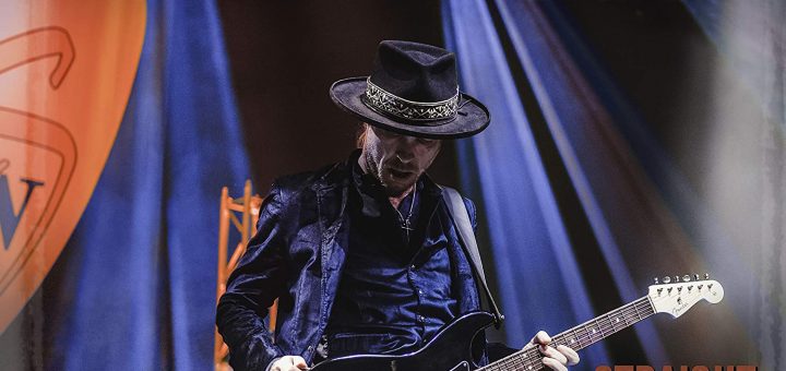 Kenny Wayne Shepherd - Straight to you Live