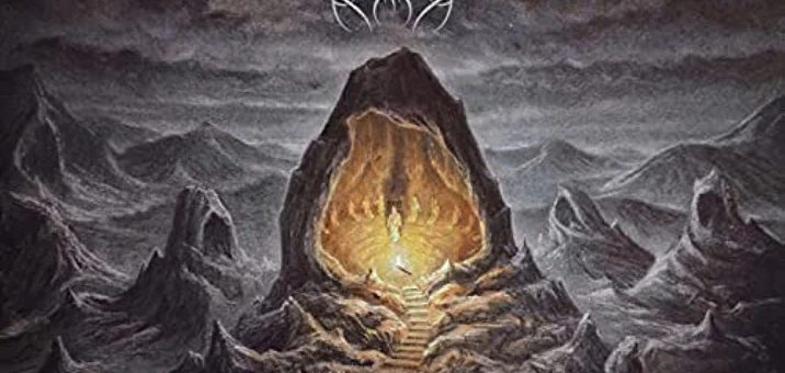 Das Cover der EP von Äera: Schattenfall. Es zeigt eine dunkle, triste Felsenlandschaft. In der Mitte ist eine Art Höhle hell erleuchtet. Darin sitzen Menschen um ein Feuer.