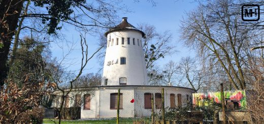 Das Jugendzentrum Mühle Friemersheim mit Schnee.