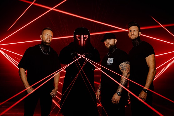 SMASH INTO PIECES - Press Photo 2024 - by John Gyllhamn