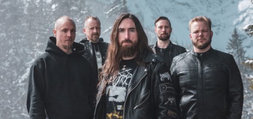 Waldgeflüster in einer Winterlandschaft.