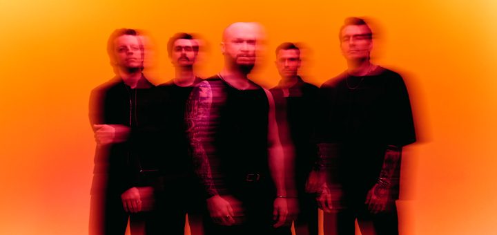 We Came As Romans - Bandfoto mit blurry Effekt.